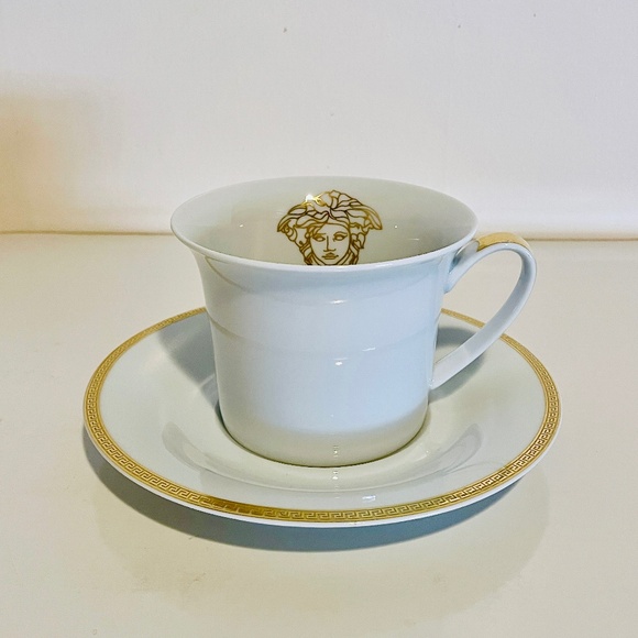 Versace x Rosenthal Medallion Meandre D'Or White & Gold Breakfast Cup and Saucer - Picture 3 of 15